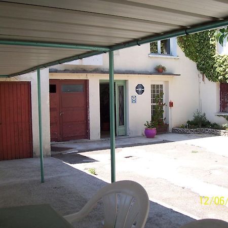 Le Relais Des Blaches Hotel Pierrelatte Luaran gambar