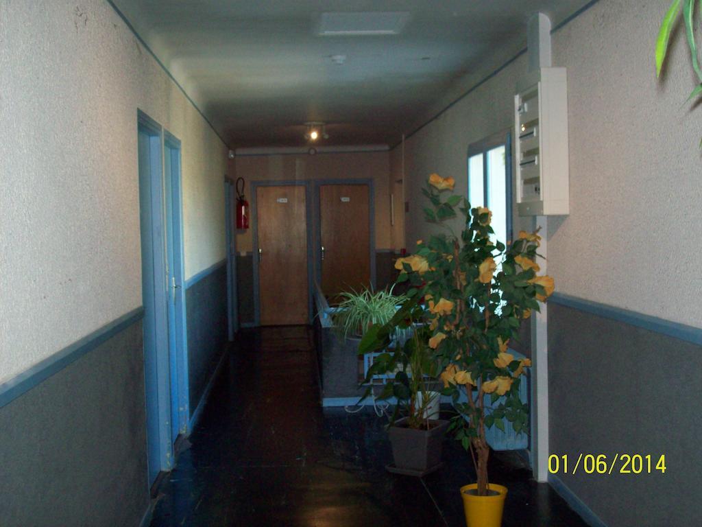 Le Relais Des Blaches Hotel Pierrelatte Luaran gambar